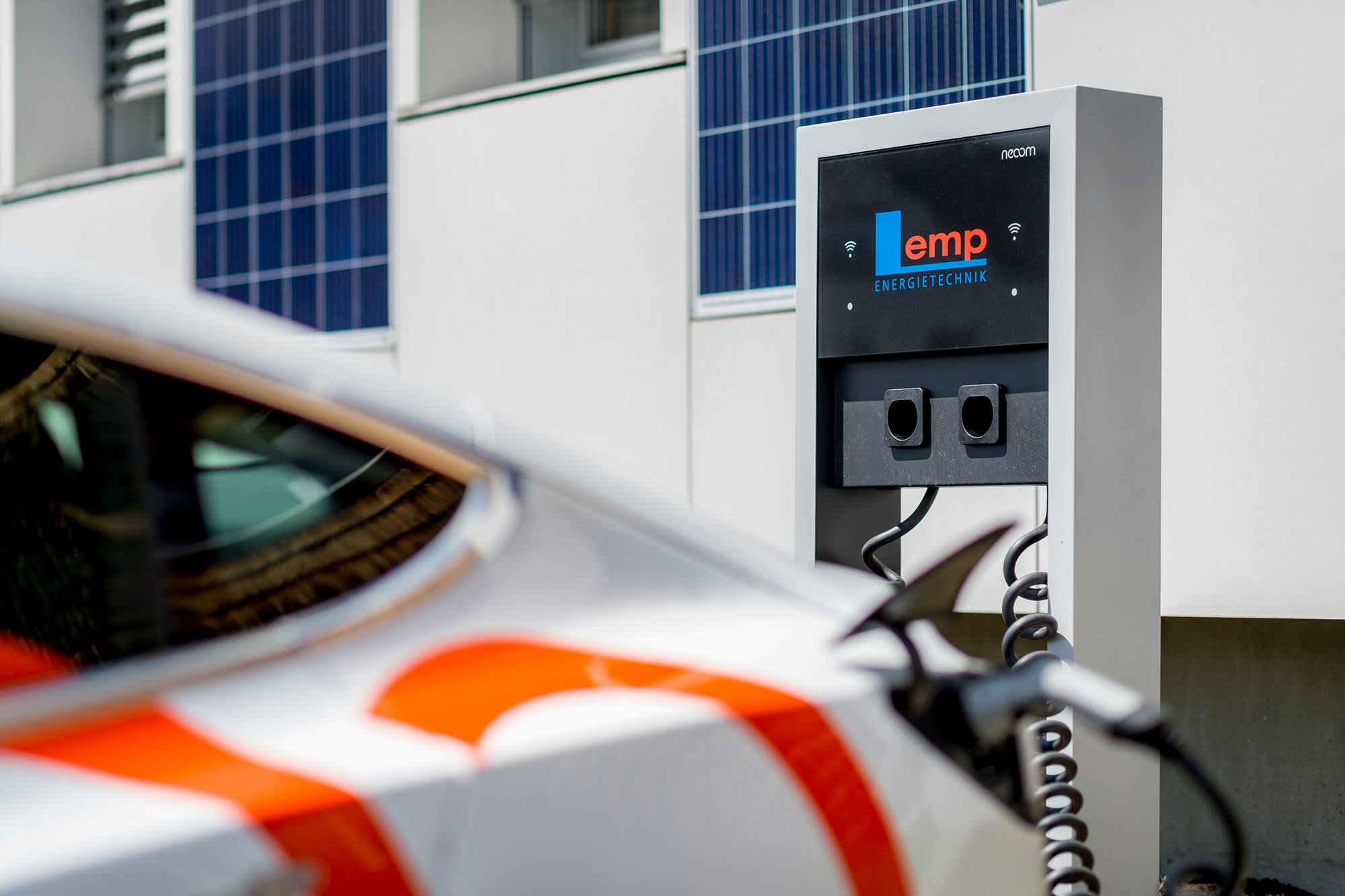 neoom_BOOGIE-Ladestation_Lemp-Energietrechnik
